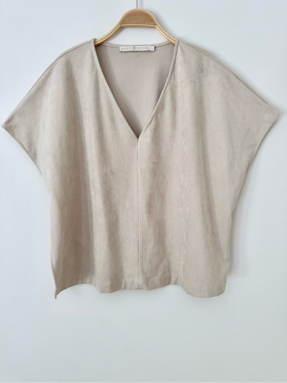 Marie Oliver Clara Faux Suede Neutral Tan V-Neck Short Sleeve Boxy Tunic Top, M